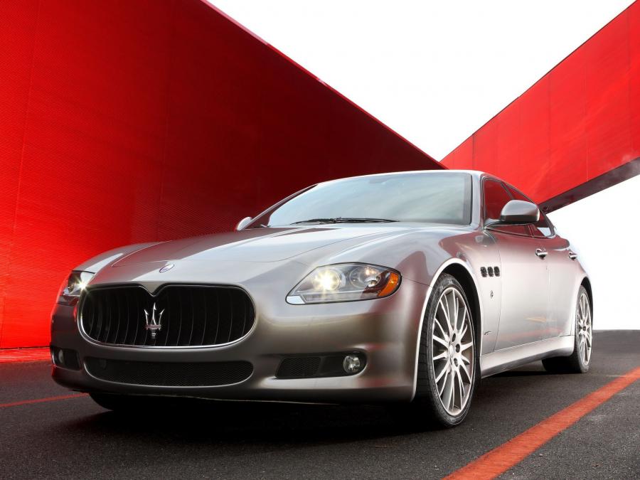  Maserati Quattroporte Sport GT S 2009 года  (фото 2 из 102)